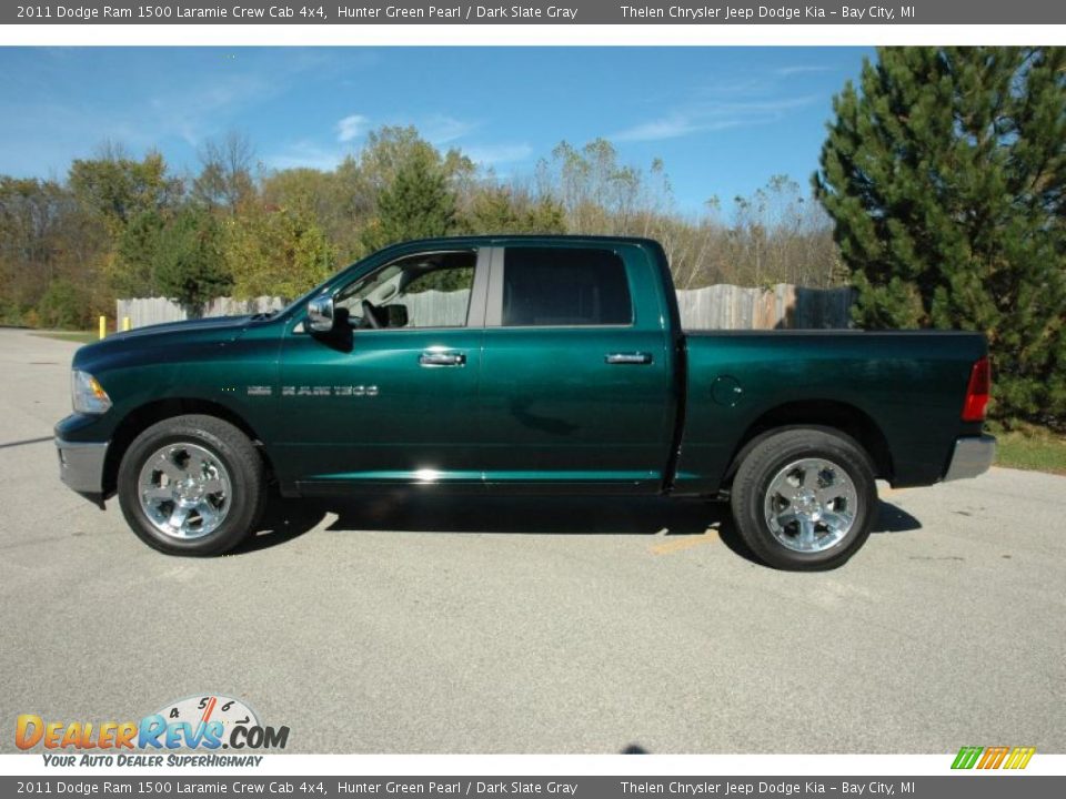 2011 Dodge Ram 1500 Laramie Crew Cab 4x4 Hunter Green Pearl / Dark Slate Gray Photo #7