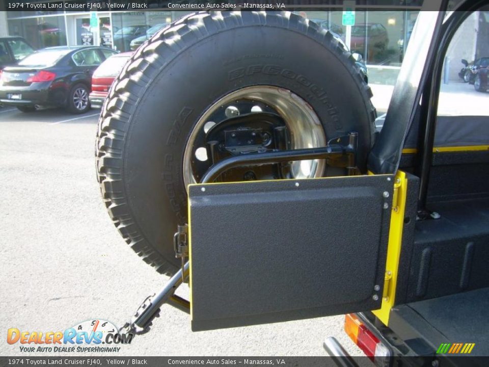 1974 Toyota Land Cruiser FJ40 Yellow / Black Photo #17