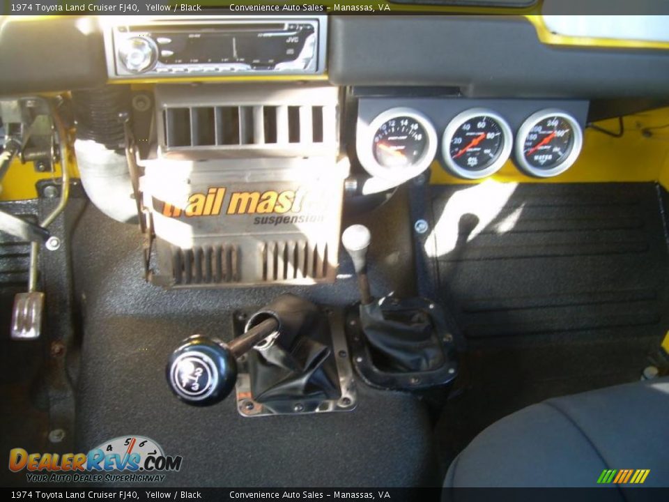 1974 Toyota Land Cruiser FJ40 Yellow / Black Photo #22