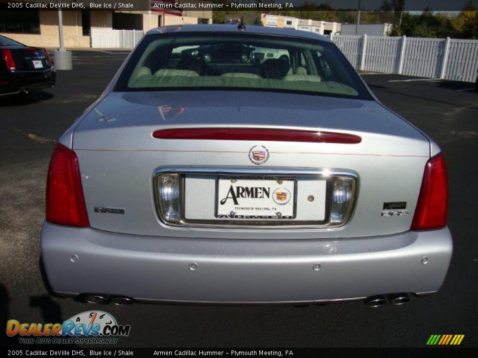 2005 Cadillac DeVille DHS Blue Ice / Shale Photo #9