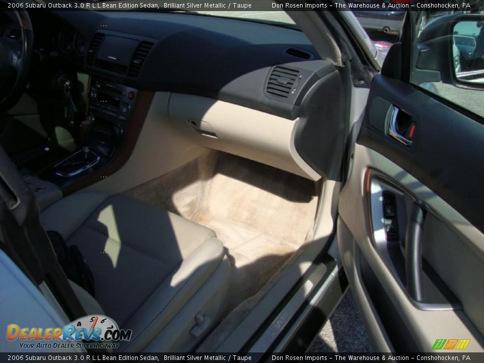 2006 Subaru Outback 3.0 R L.L.Bean Edition Sedan Brilliant Silver Metallic / Taupe Photo #17