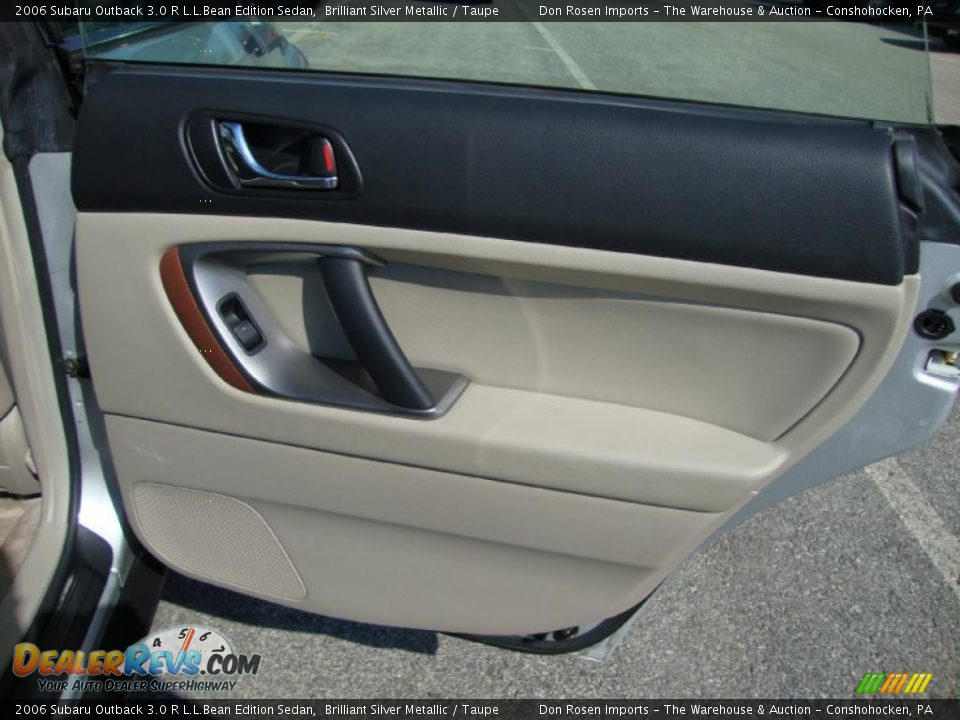 2006 Subaru Outback 3.0 R L.L.Bean Edition Sedan Brilliant Silver Metallic / Taupe Photo #23