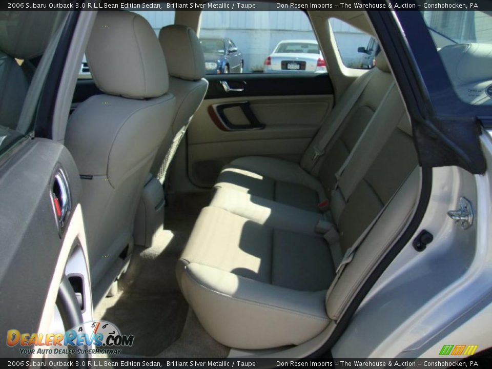 2006 Subaru Outback 3.0 R L.L.Bean Edition Sedan Brilliant Silver Metallic / Taupe Photo #24