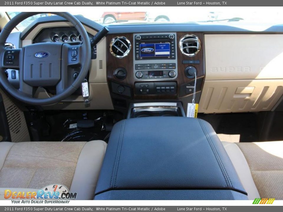 2011 Ford F350 Super Duty Lariat Crew Cab Dually White Platinum Tri-Coat Metallic / Adobe Photo #19