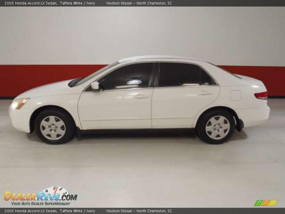 2003 Honda Accord LX Sedan Taffeta White / Ivory Photo #7