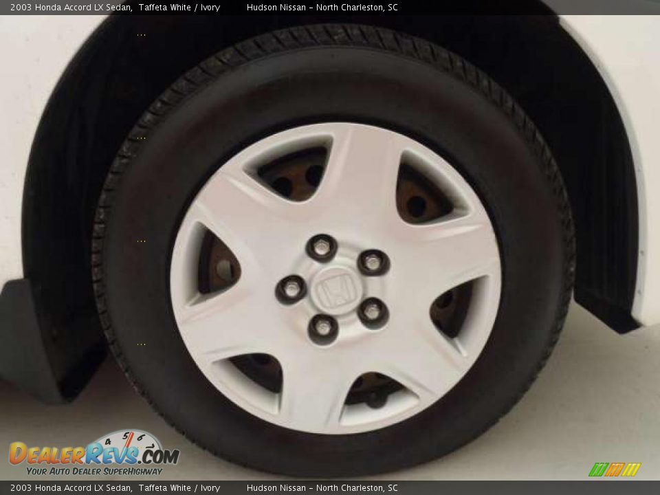 2003 Honda Accord LX Sedan Taffeta White / Ivory Photo #9