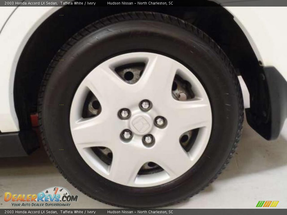 2003 Honda Accord LX Sedan Taffeta White / Ivory Photo #11