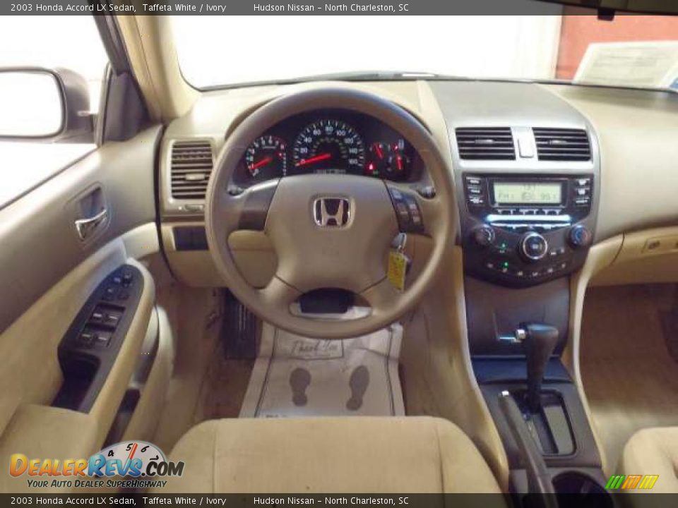 2003 Honda Accord LX Sedan Taffeta White / Ivory Photo #14