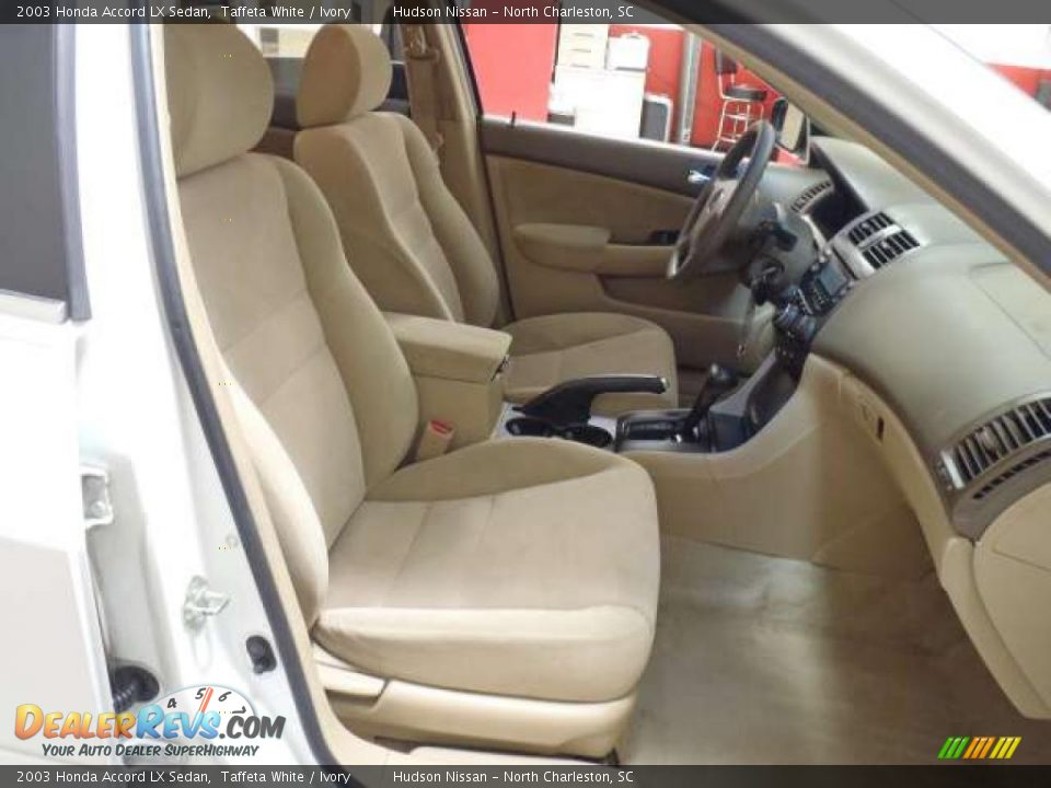 2003 Honda Accord LX Sedan Taffeta White / Ivory Photo #21