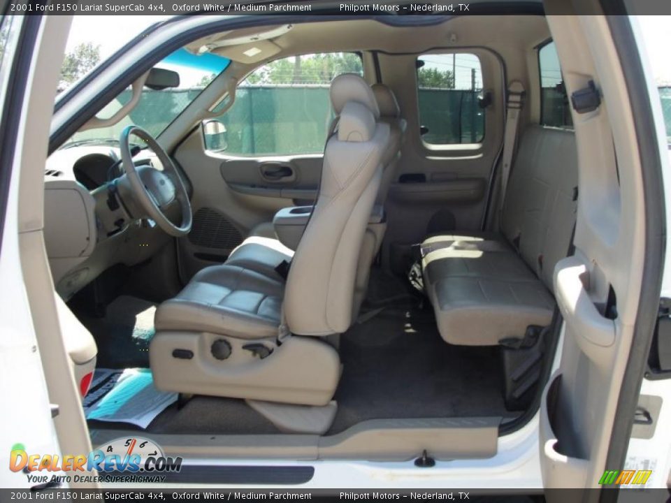 Medium Parchment Interior - 2001 Ford F150 Lariat SuperCab 4x4 Photo #30