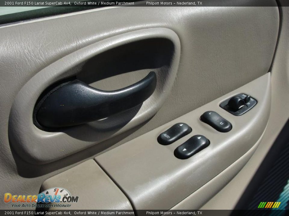 2001 Ford F150 Lariat SuperCab 4x4 Oxford White / Medium Parchment Photo #34