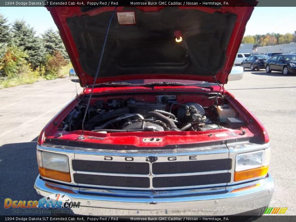 1994 Dodge Dakota SLT Extended Cab 4x4 Poppy Red / Red Photo #15