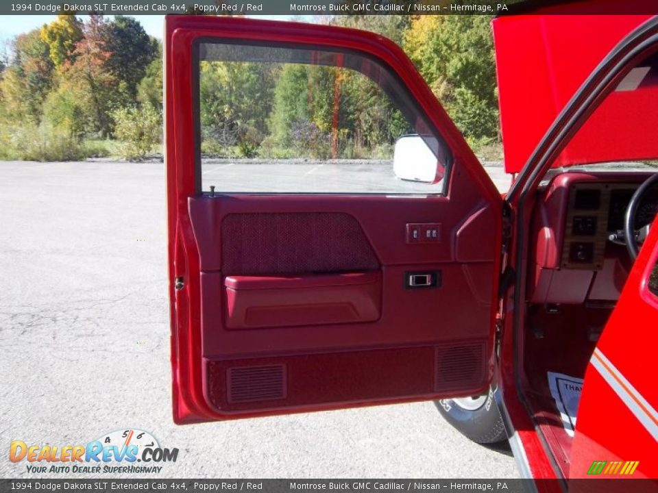 1994 Dodge Dakota SLT Extended Cab 4x4 Poppy Red / Red Photo #20