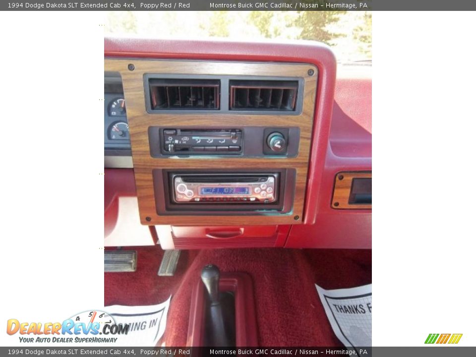 1994 Dodge Dakota SLT Extended Cab 4x4 Poppy Red / Red Photo #24