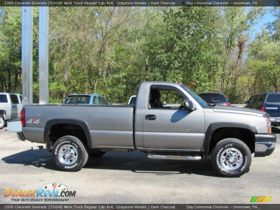 2006 Chevrolet Silverado 2500HD Work Truck Regular Cab 4x4 Graystone Metallic / Dark Charcoal Photo #4