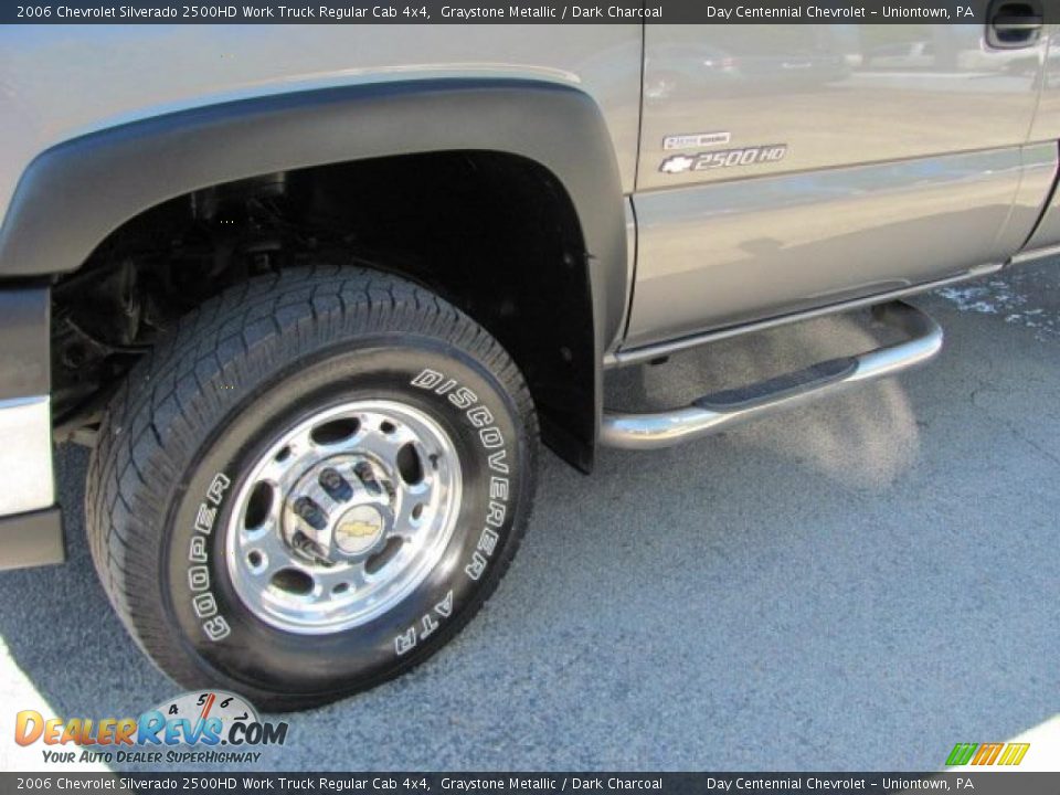 2006 Chevrolet Silverado 2500HD Work Truck Regular Cab 4x4 Graystone Metallic / Dark Charcoal Photo #10