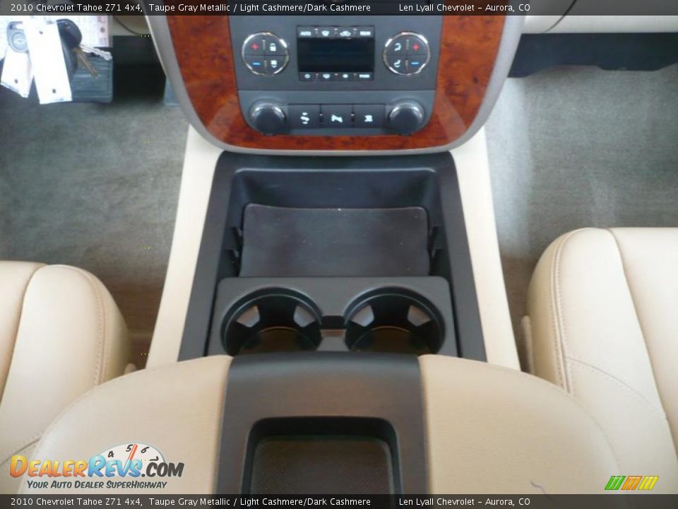 2010 Chevrolet Tahoe Z71 4x4 Taupe Gray Metallic / Light Cashmere/Dark Cashmere Photo #19