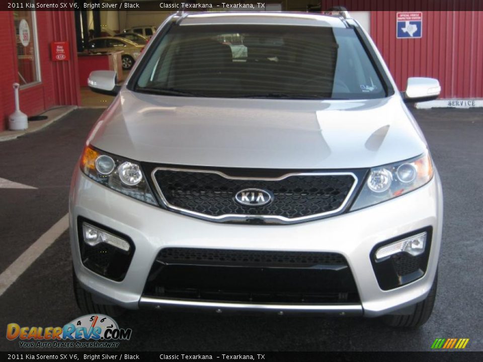 2011 Kia Sorento SX V6 Bright Silver / Black Photo #8