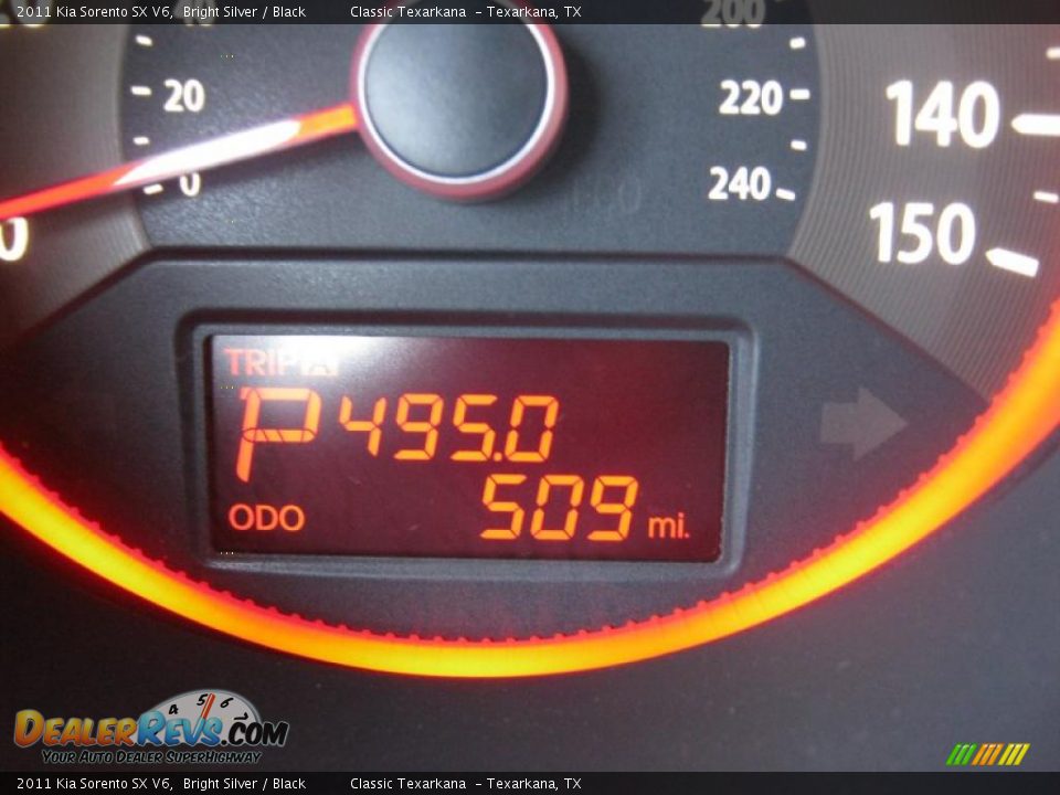 2011 Kia Sorento SX V6 Bright Silver / Black Photo #11