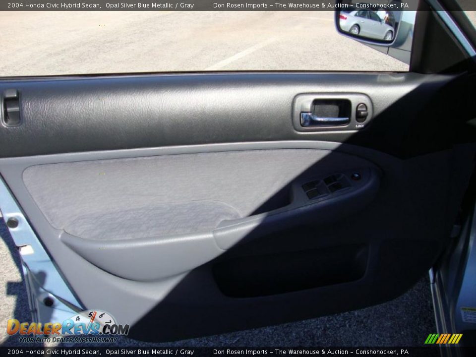 2004 Honda Civic Hybrid Sedan Opal Silver Blue Metallic / Gray Photo #14