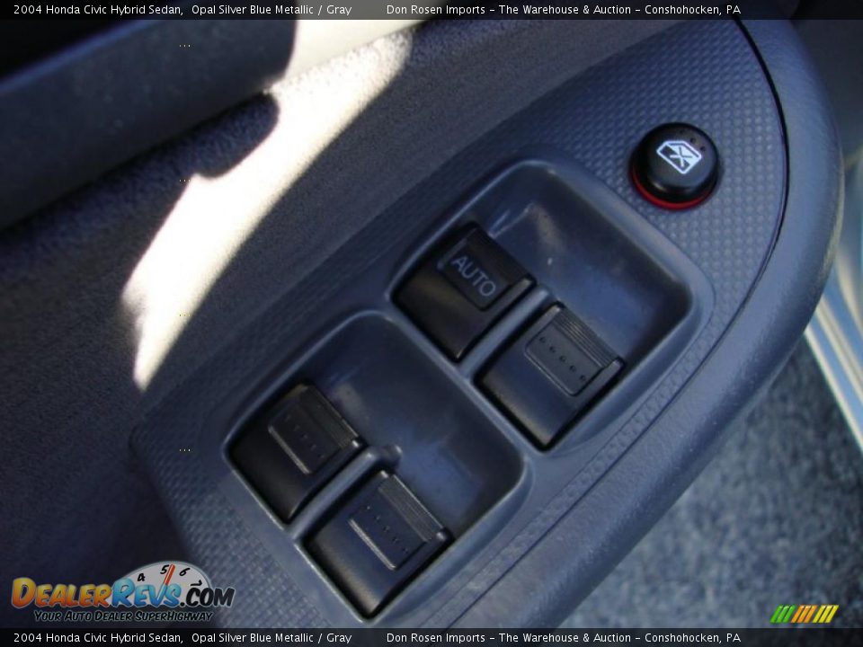 2004 Honda Civic Hybrid Sedan Opal Silver Blue Metallic / Gray Photo #15