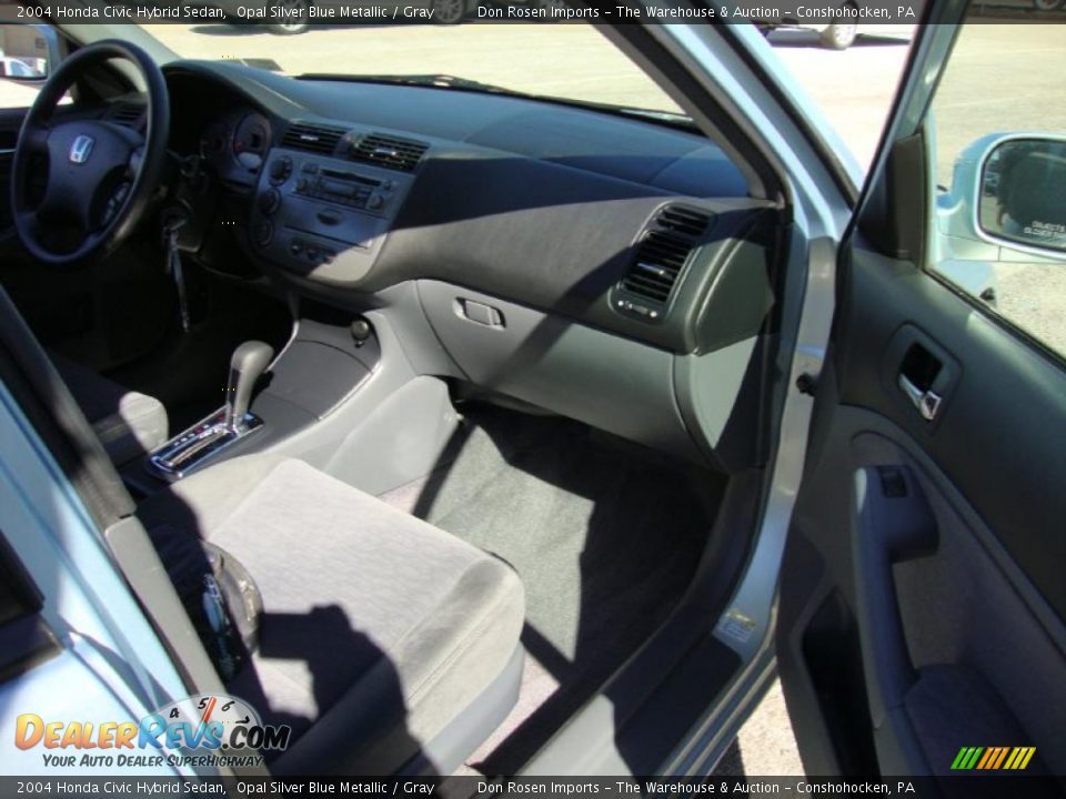 2004 Honda Civic Hybrid Sedan Opal Silver Blue Metallic / Gray Photo #18