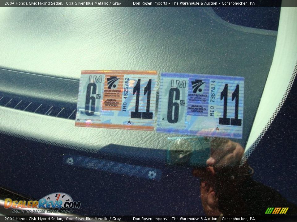 2004 Honda Civic Hybrid Sedan Opal Silver Blue Metallic / Gray Photo #35