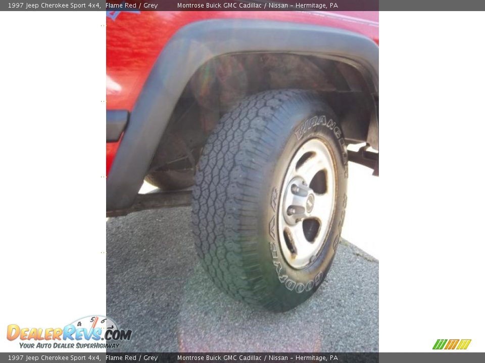 1997 Jeep Cherokee Sport 4x4 Flame Red / Grey Photo #17