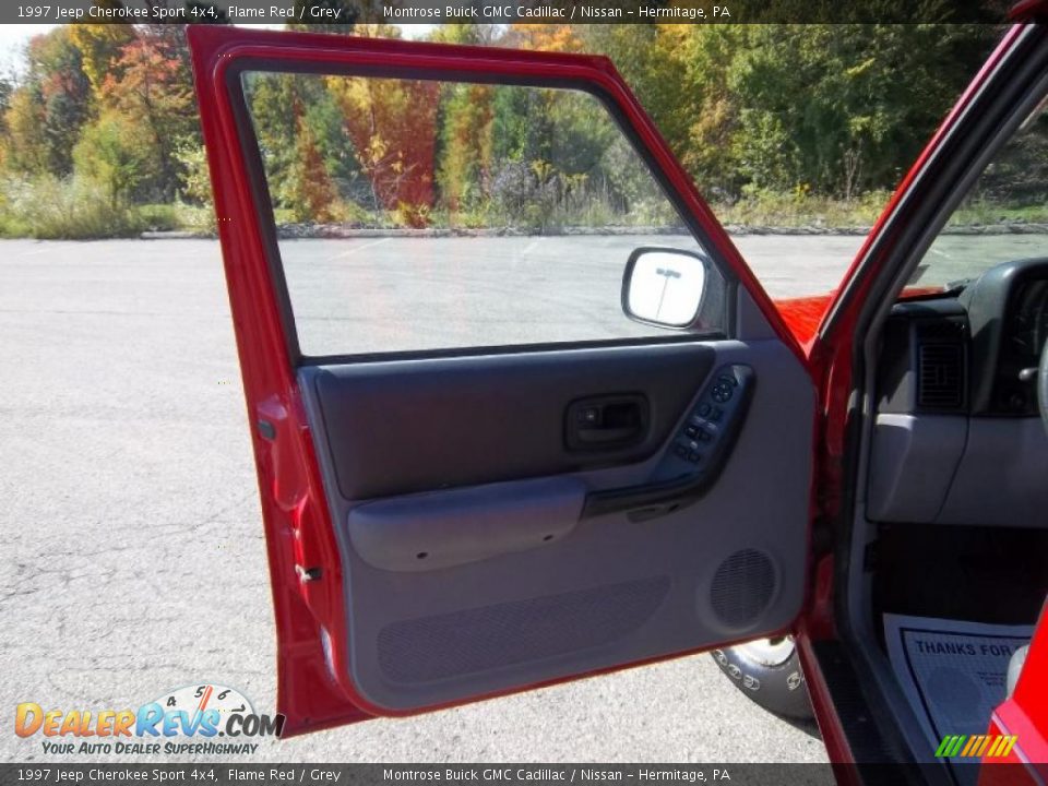 1997 Jeep Cherokee Sport 4x4 Flame Red / Grey Photo #24