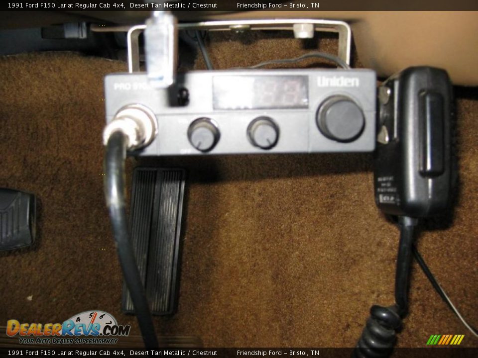 1991 Ford F150 Lariat Regular Cab 4x4 Desert Tan Metallic / Chestnut Photo #23
