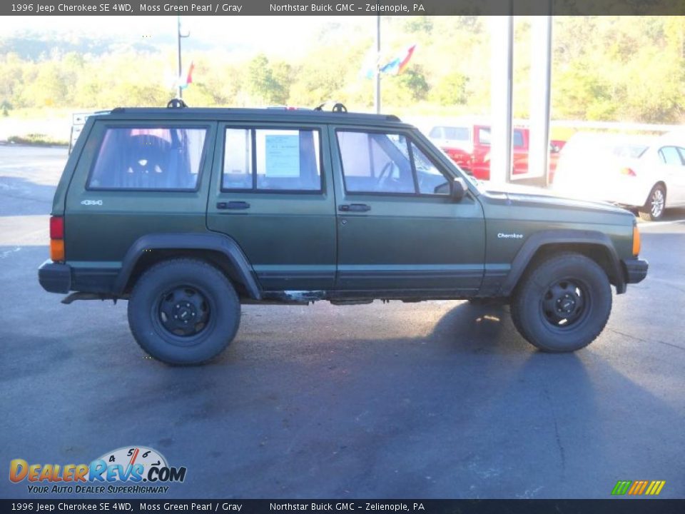 1996 Jeep Cherokee SE 4WD Moss Green Pearl / Gray Photo #3