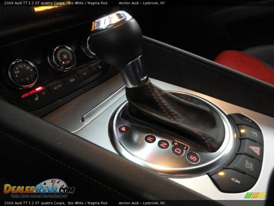 2009 Audi TT S 2.0T quattro Coupe Shifter Photo #19