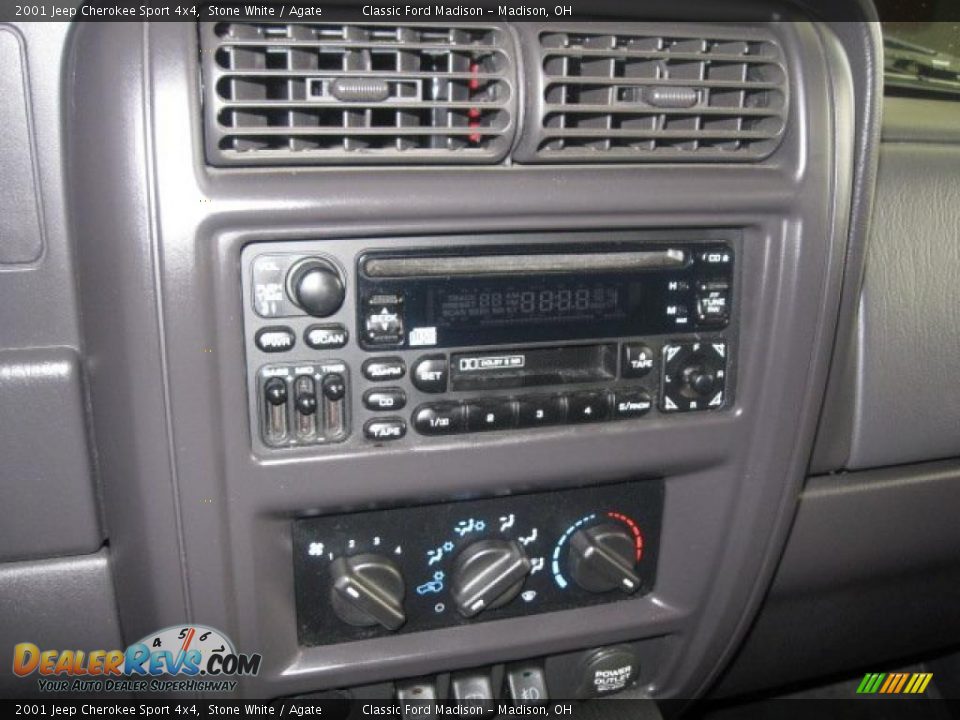 2001 Jeep Cherokee Sport 4x4 Stone White / Agate Photo #15