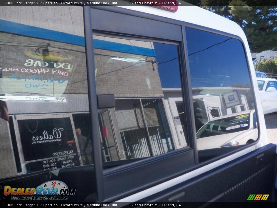 2006 Ford Ranger XL SuperCab Oxford White / Medium Dark Flint Photo #11