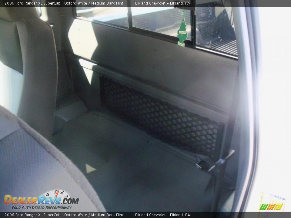 2006 Ford Ranger XL SuperCab Oxford White / Medium Dark Flint Photo #14
