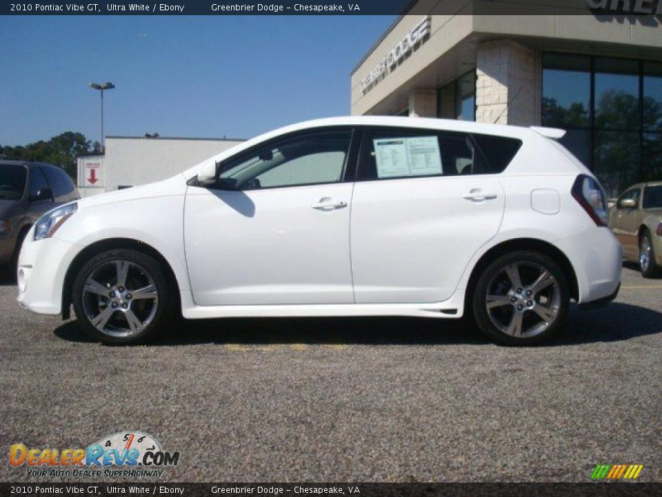 2010 Pontiac Vibe GT Ultra White / Ebony Photo #3