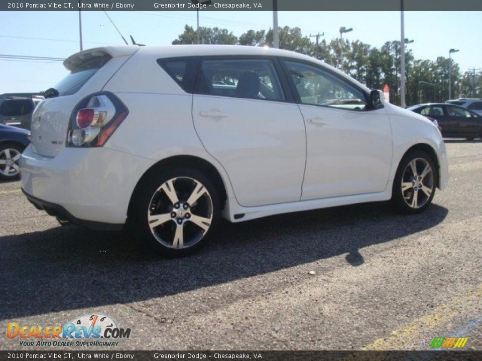 2010 Pontiac Vibe GT Ultra White / Ebony Photo #6