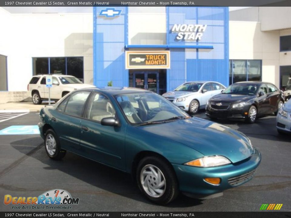 1997 Chevrolet Cavalier LS Sedan Green Metallic / Neutral Photo #1