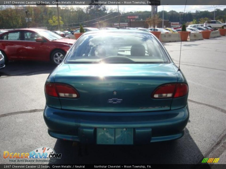 1997 Chevrolet Cavalier LS Sedan Green Metallic / Neutral Photo #3