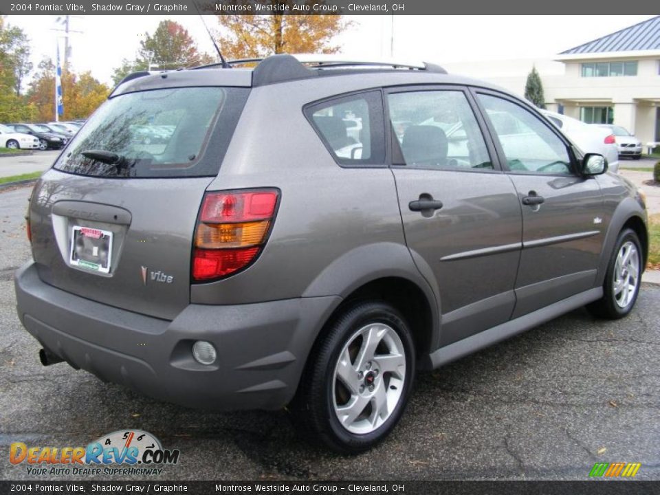 2004 Pontiac Vibe Shadow Gray / Graphite Photo #5