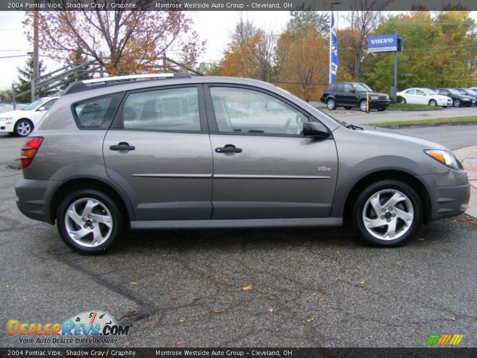 2004 Pontiac Vibe Shadow Gray / Graphite Photo #6