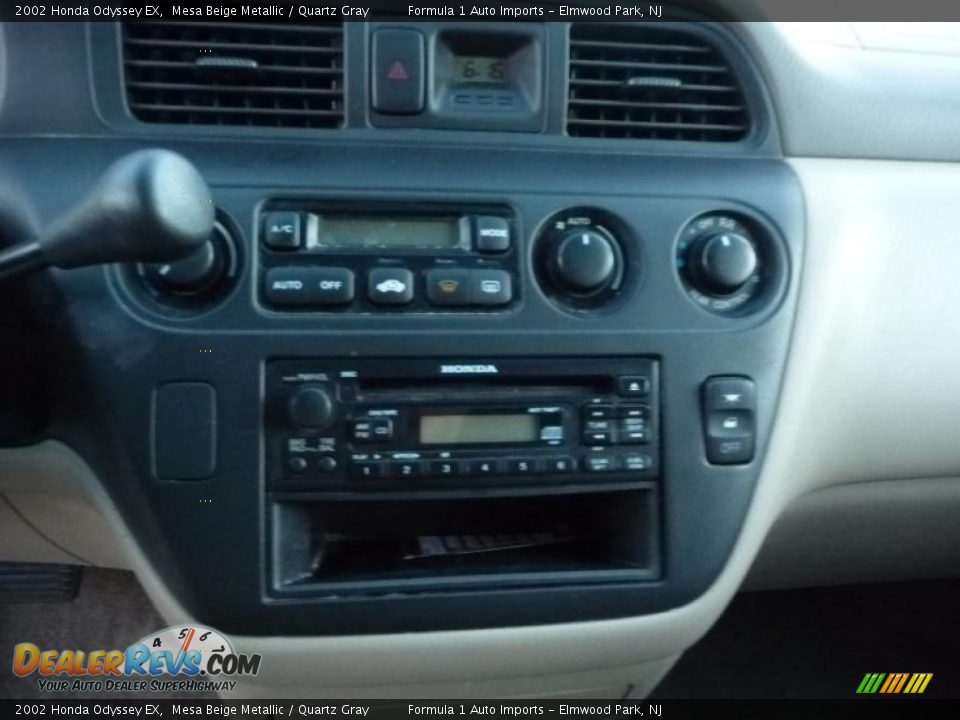 2002 Honda Odyssey EX Mesa Beige Metallic / Quartz Gray Photo #16