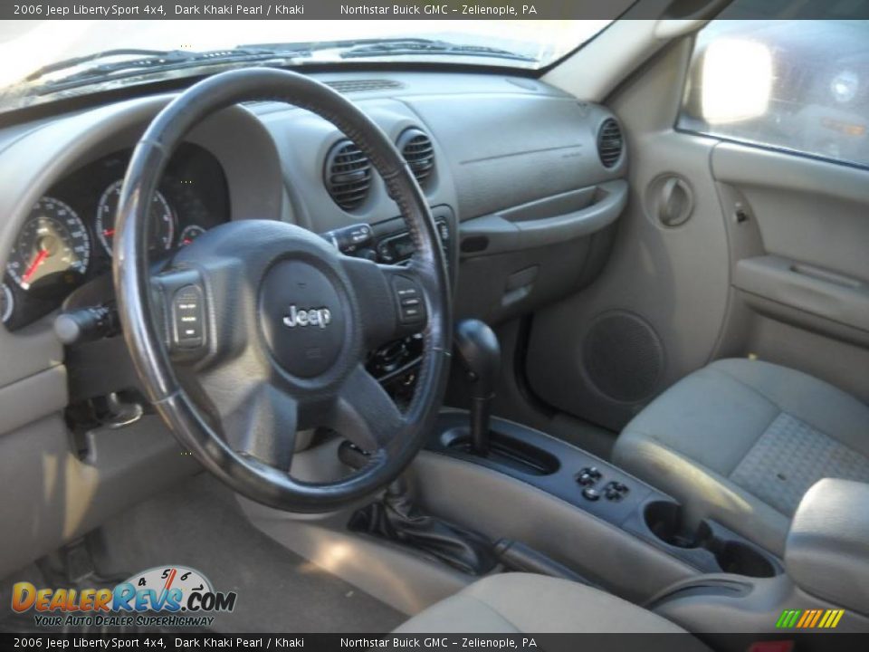 Khaki Interior 2006 Jeep Liberty Sport 4x4 Photo 7