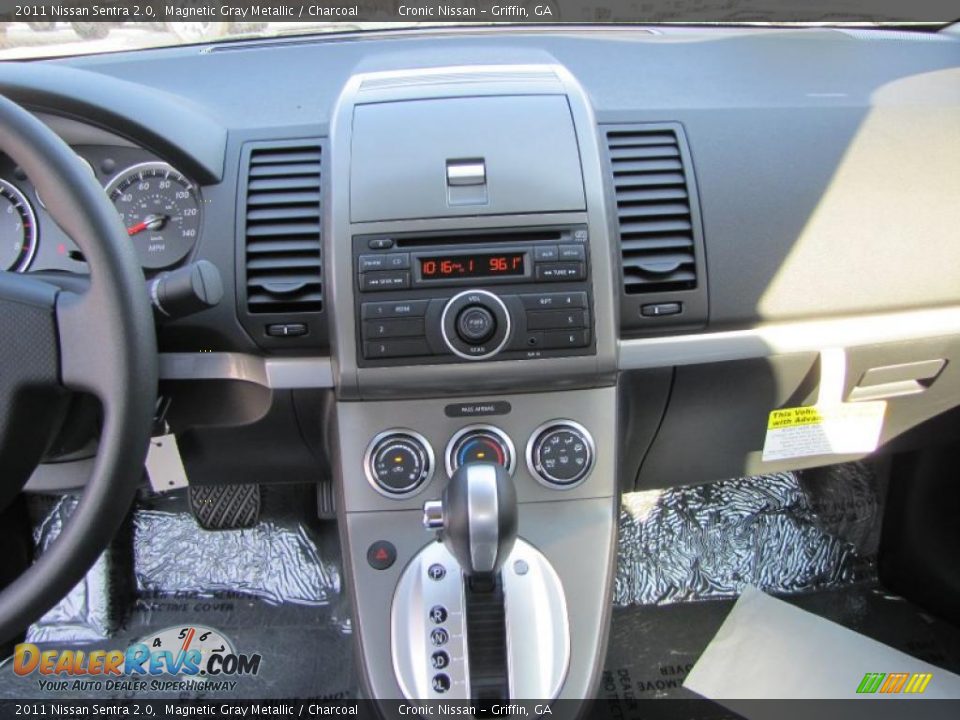 2011 Nissan Sentra 2.0 Magnetic Gray Metallic / Charcoal Photo #10