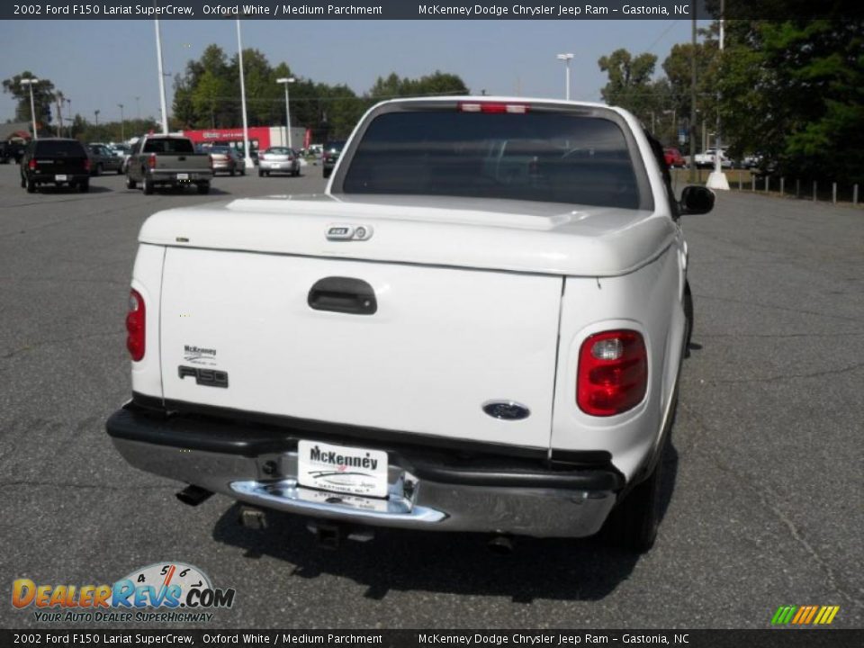 2002 Ford F150 Lariat SuperCrew Oxford White / Medium Parchment Photo #3