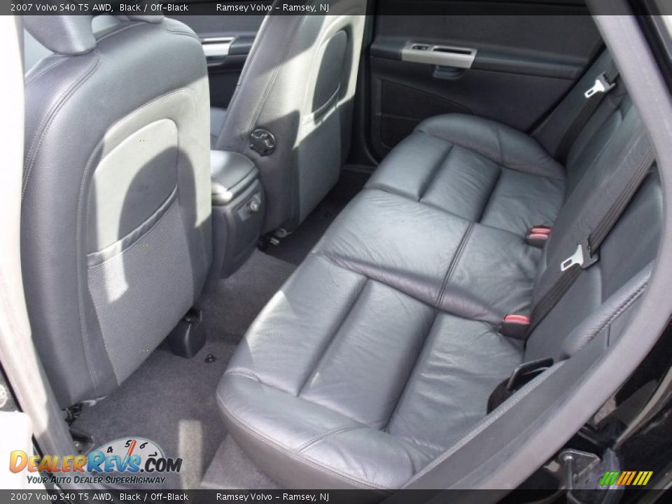 Off-Black Interior - 2007 Volvo S40 T5 AWD Photo #13