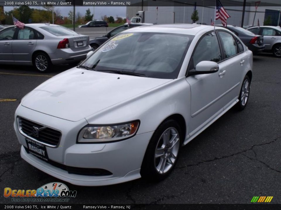 2008 Volvo S40 T5 Ice White / Quartz Photo #7