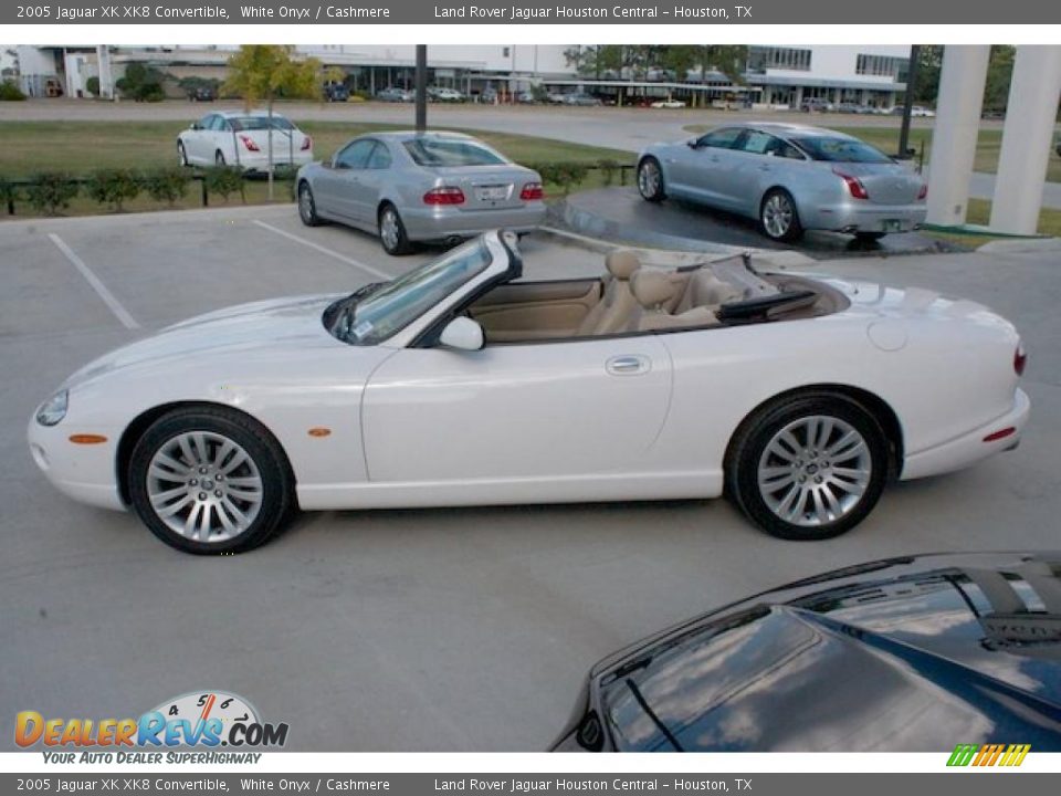 2005 Jaguar XK XK8 Convertible White Onyx / Cashmere Photo #16