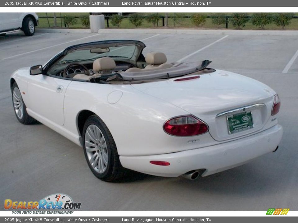 2005 Jaguar XK XK8 Convertible White Onyx / Cashmere Photo #17