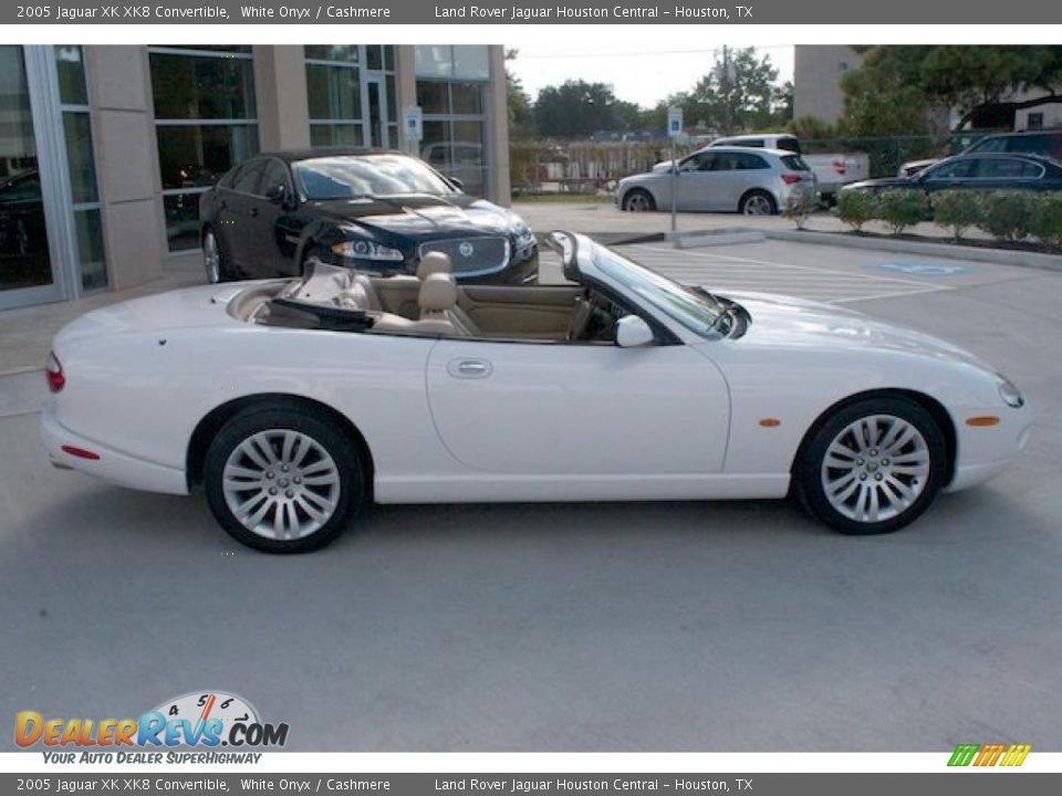 2005 Jaguar XK XK8 Convertible White Onyx / Cashmere Photo #20